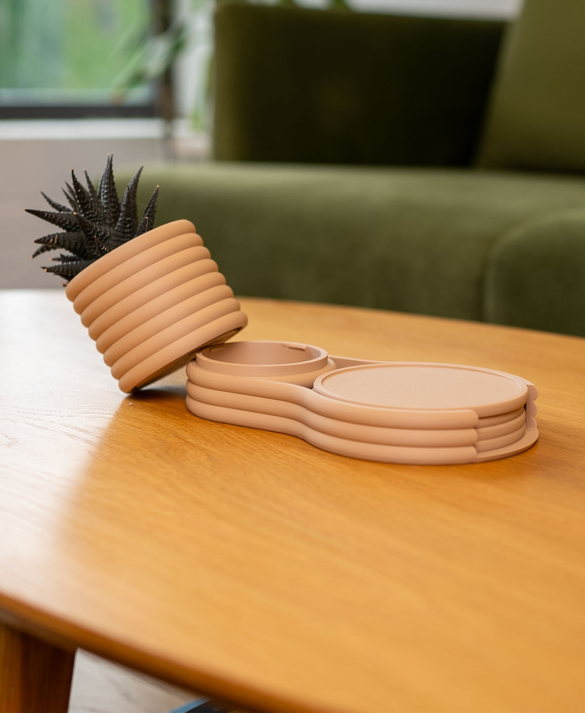 The Coaster Planter